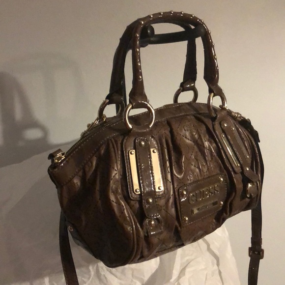 Guess purse - Picture 2 of 4